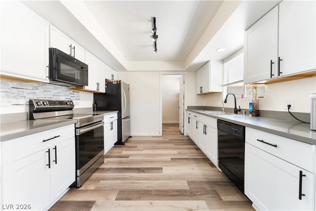 3313 El Camino Real, Las Vegas, NV 89121