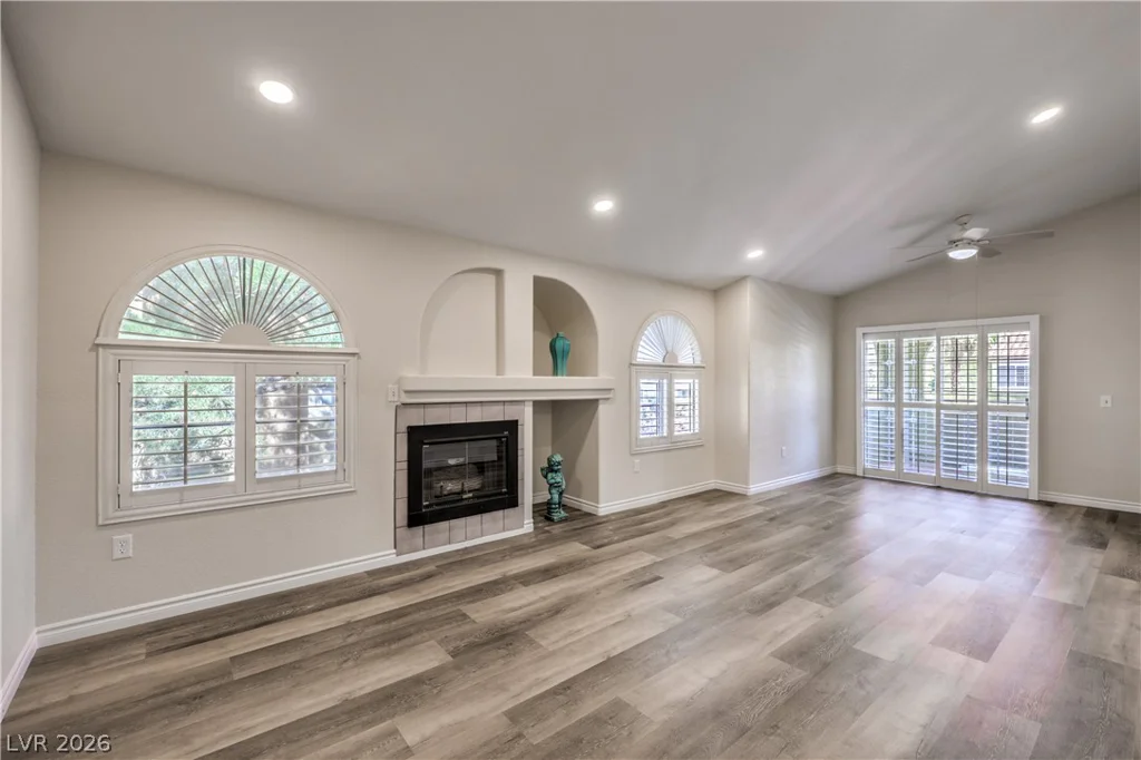 7950 Flamingo, Las Vegas, NV 89147