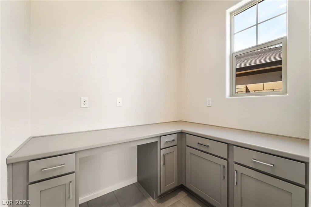 652 Ambridge, Henderson, NV 89011