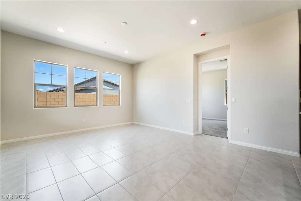 652 Ambridge, Henderson, NV 89011
