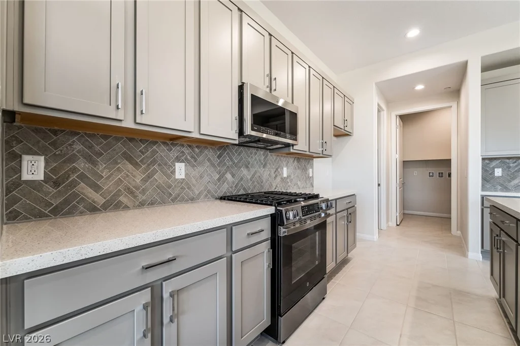 652 Ambridge, Henderson, NV 89011