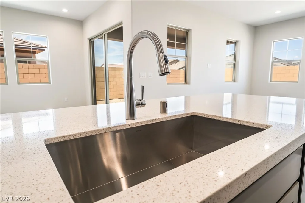 652 Ambridge, Henderson, NV 89011