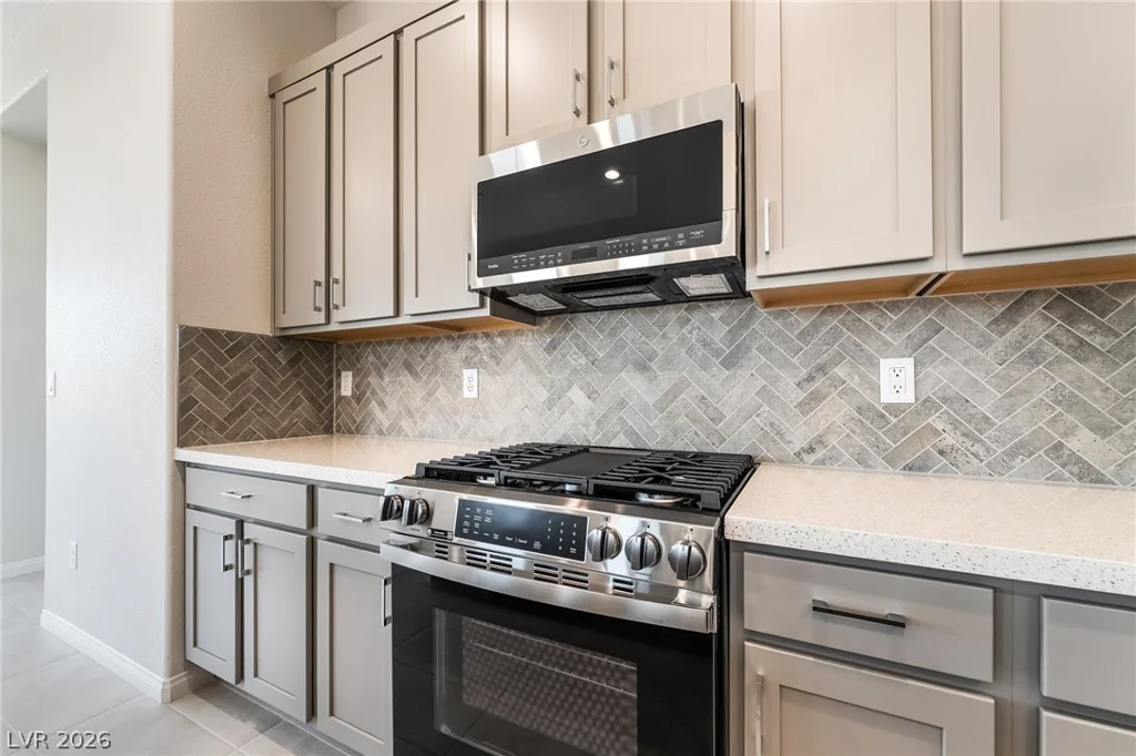 652 Ambridge, Henderson, NV 89011