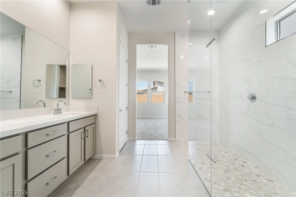 652 Ambridge, Henderson, NV 89011