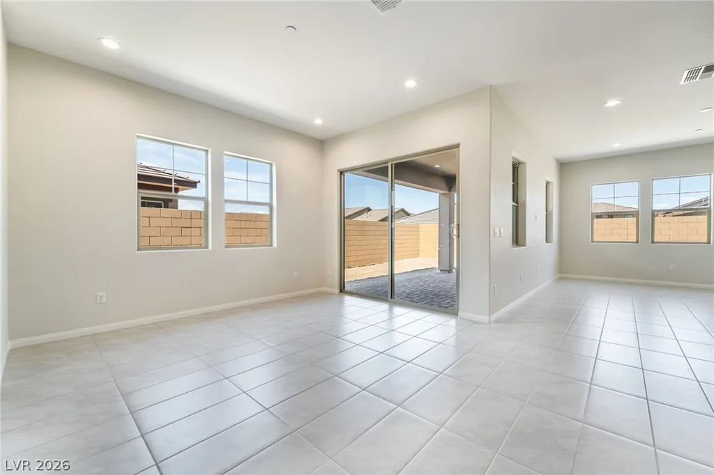 652 Ambridge, Henderson, NV 89011