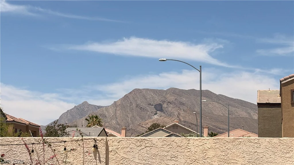 3725 Deer Flats, Las Vegas, NV 89129