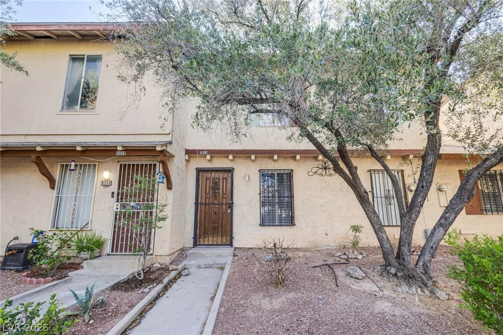 3924 Voxna, Las Vegas, NV 89119