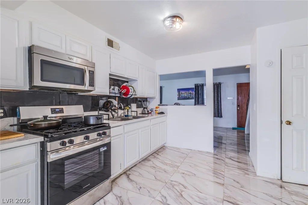 3924 Voxna, Las Vegas, NV 89119