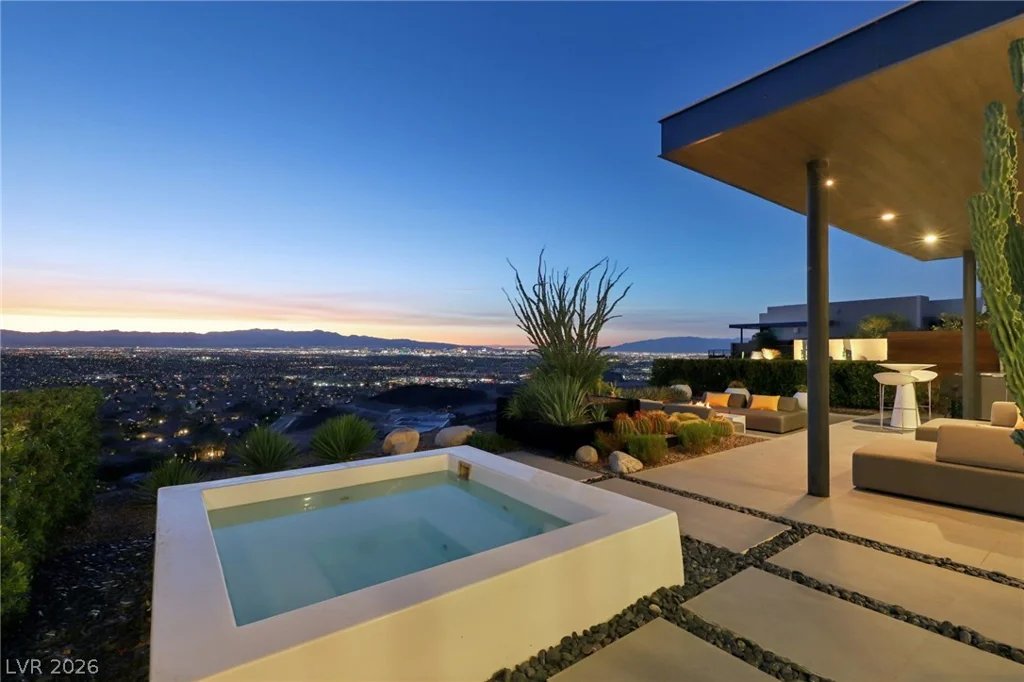 375 Tranquil Peak, Henderson, NV 89012