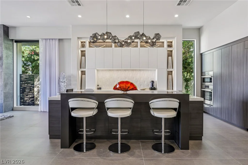 375 Tranquil Peak, Henderson, NV 89012