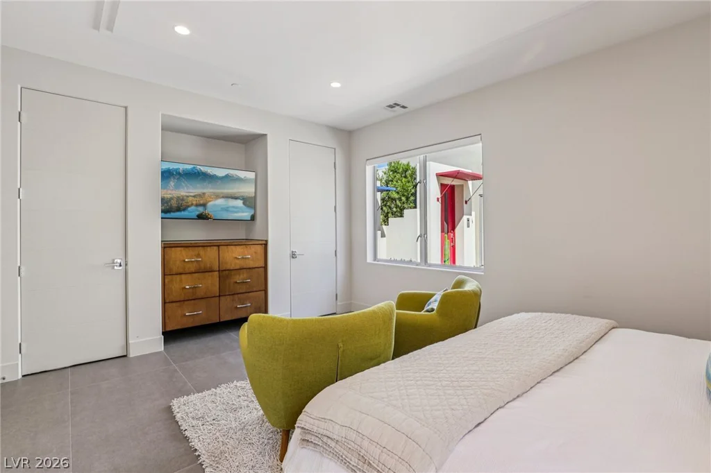 375 Tranquil Peak, Henderson, NV 89012