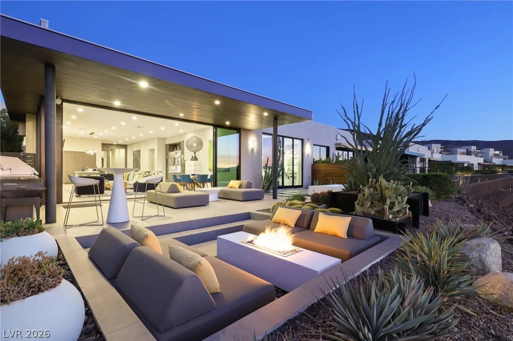375 Tranquil Peak, Henderson, NV 89012