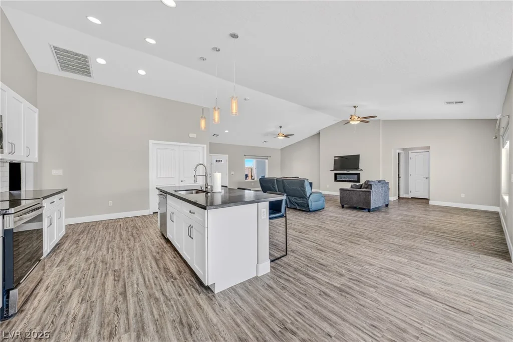 3660 S. Rebel, Pahrump, NV 89048