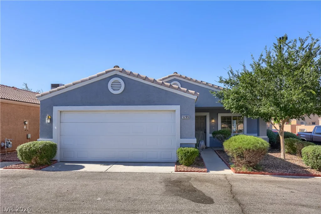 5205 Mineral Lake, Las Vegas, NV 89122