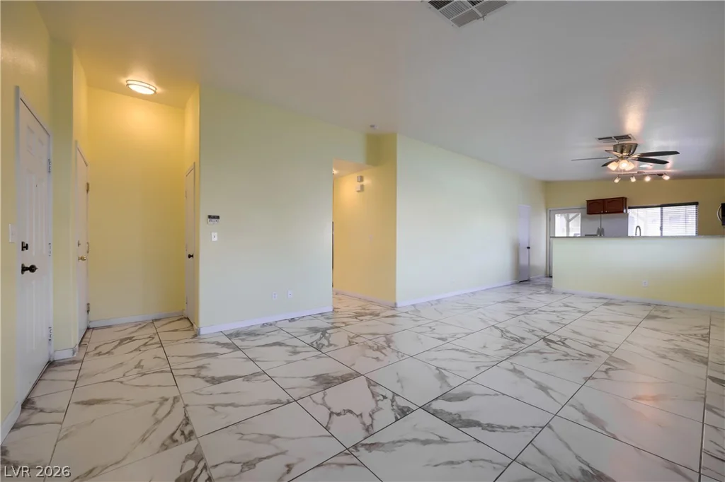 5205 Mineral Lake, Las Vegas, NV 89122