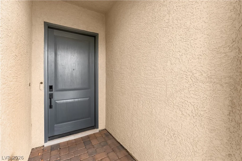 10239 Meandering Dell, Las Vegas, NV 89166