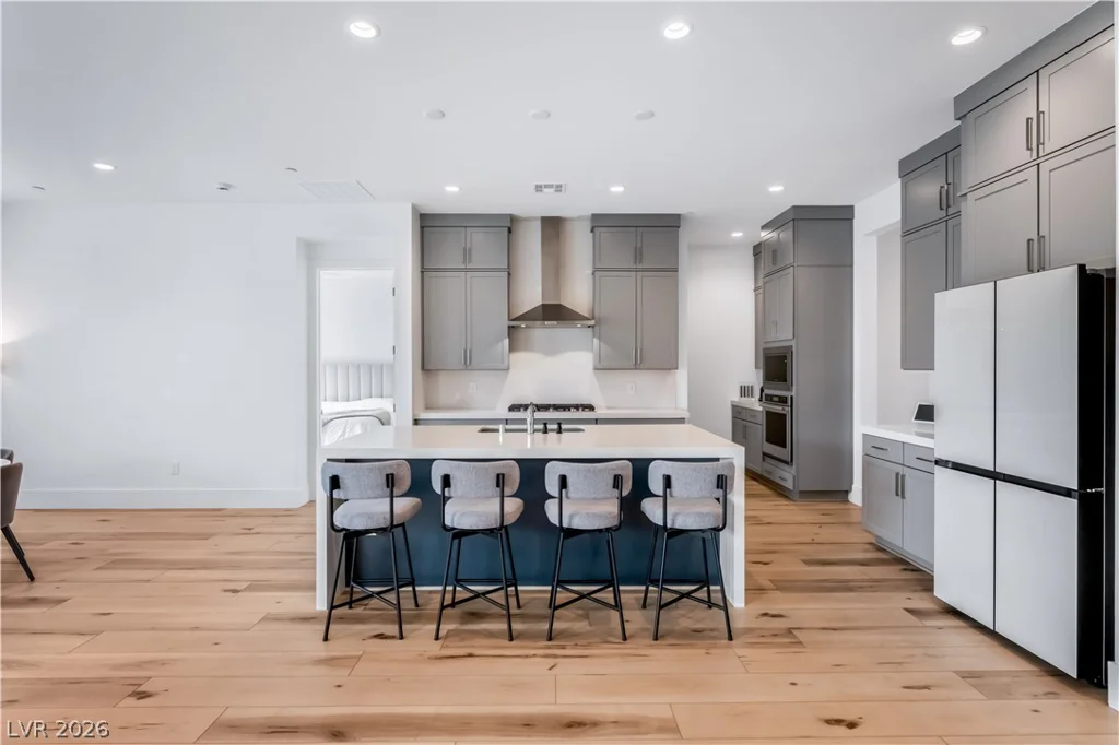 10239 Meandering Dell, Las Vegas, NV 89166