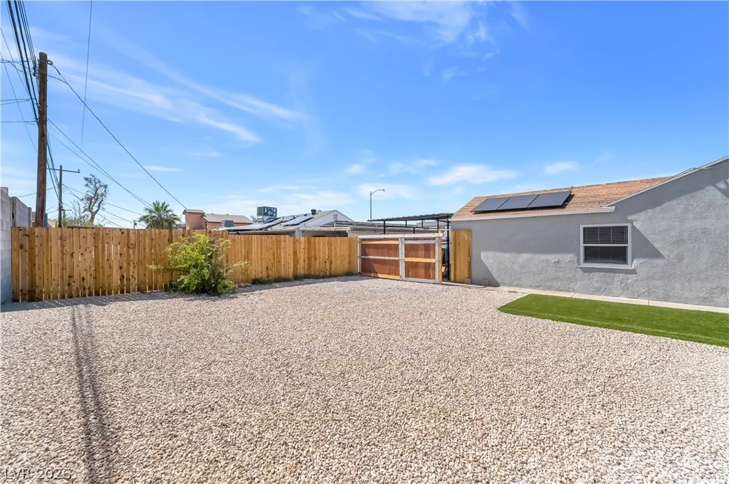 113 Elm, Henderson, NV 89015