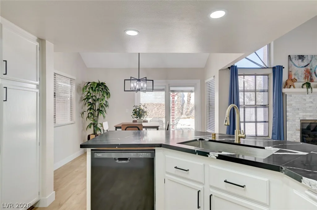 344 Warmside, Las Vegas, NV 89145
