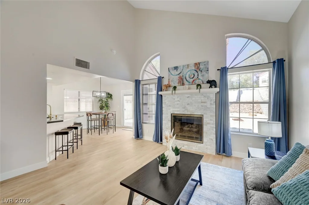 344 Warmside, Las Vegas, NV 89145