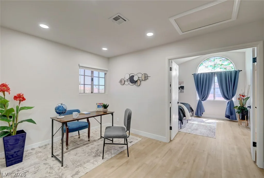 344 Warmside, Las Vegas, NV 89145