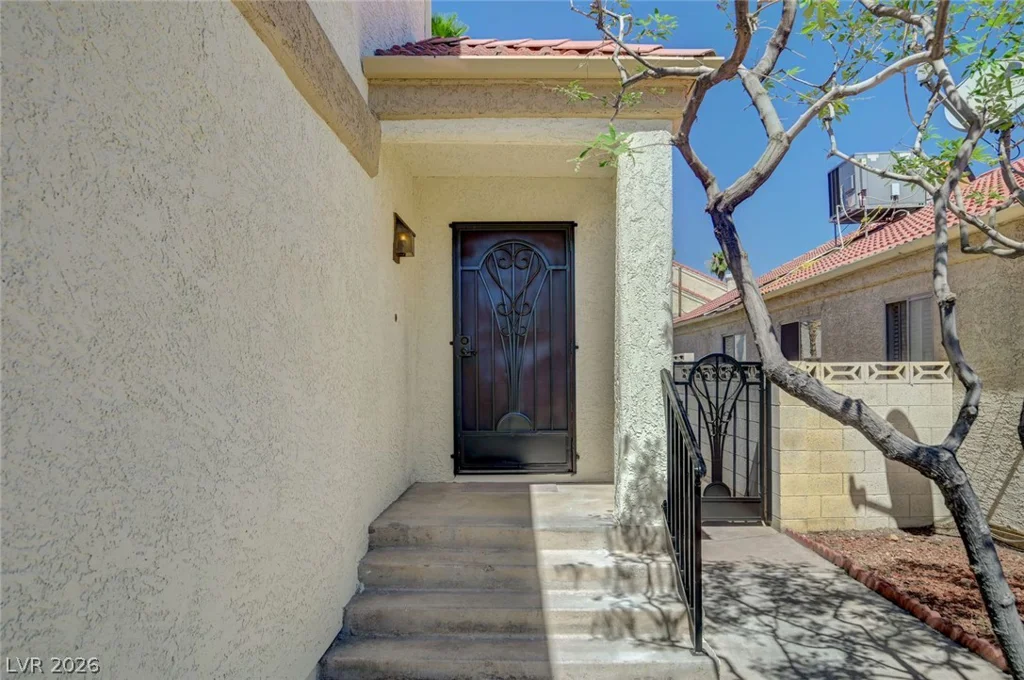 344 Warmside, Las Vegas, NV 89145