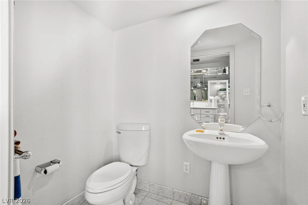 7769 Spanish Lake, Las Vegas, NV 89113