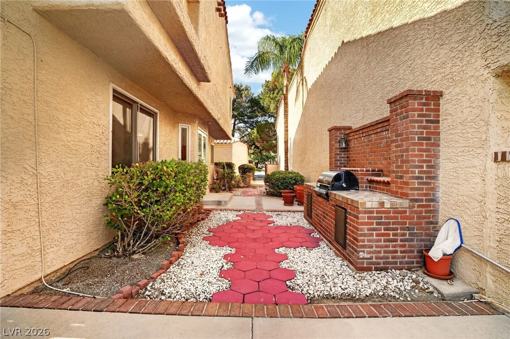 7769 Spanish Lake, Las Vegas, NV 89113