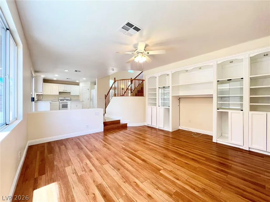 9891 Ridge Hill, Las Vegas, NV 89147