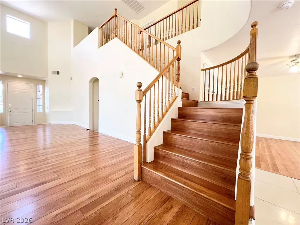 9891 Ridge Hill, Las Vegas, NV 89147