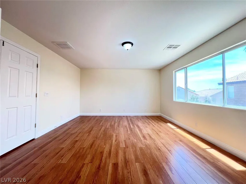 9891 Ridge Hill, Las Vegas, NV 89147