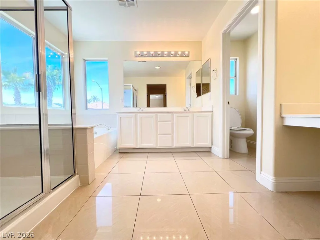 9891 Ridge Hill, Las Vegas, NV 89147