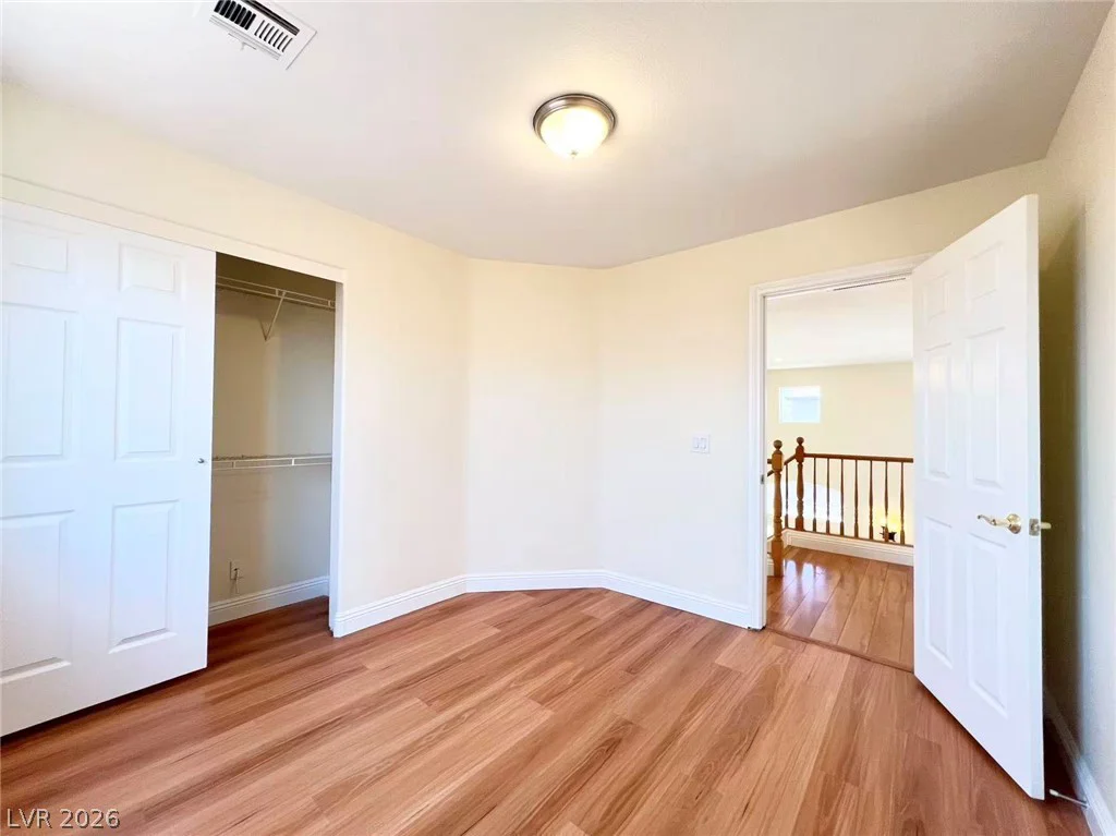 9891 Ridge Hill, Las Vegas, NV 89147