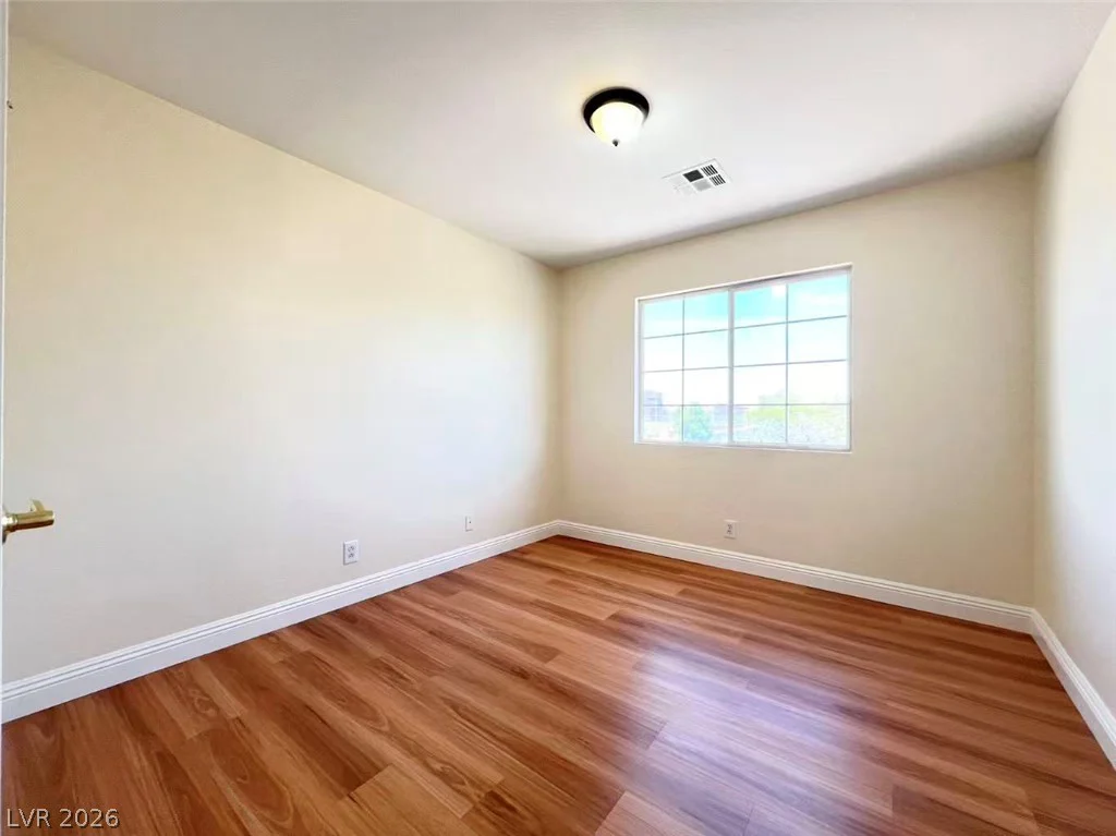 9891 Ridge Hill, Las Vegas, NV 89147