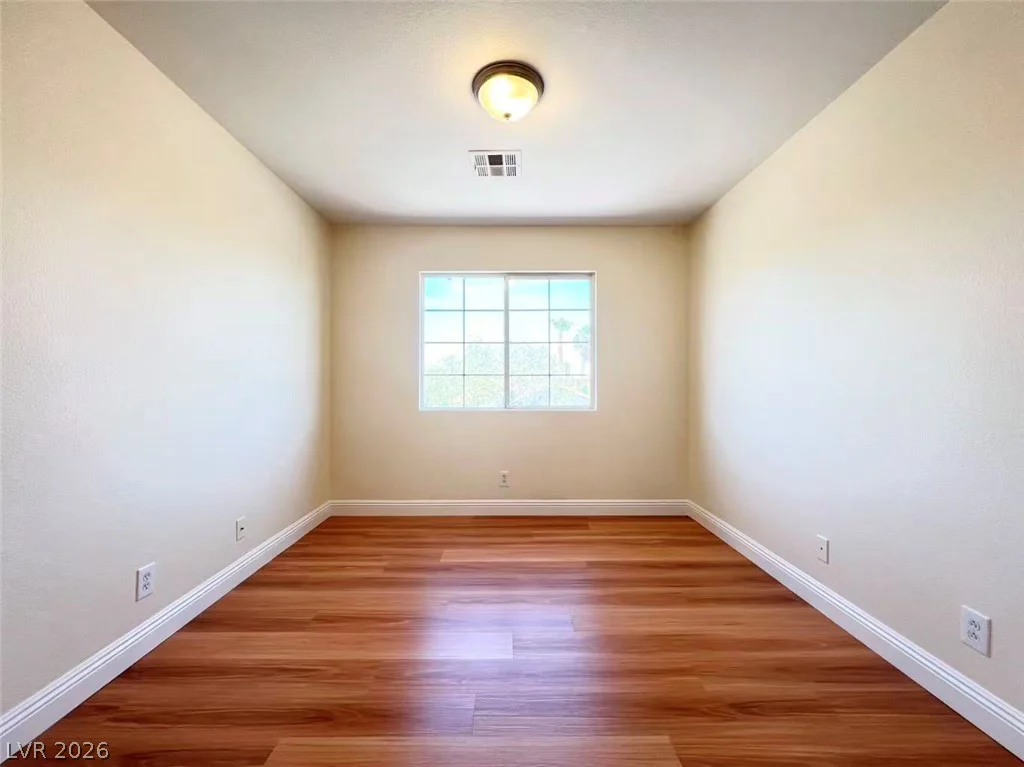 9891 Ridge Hill, Las Vegas, NV 89147