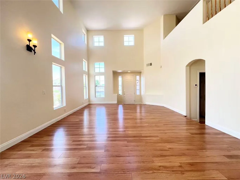 9891 Ridge Hill, Las Vegas, NV 89147