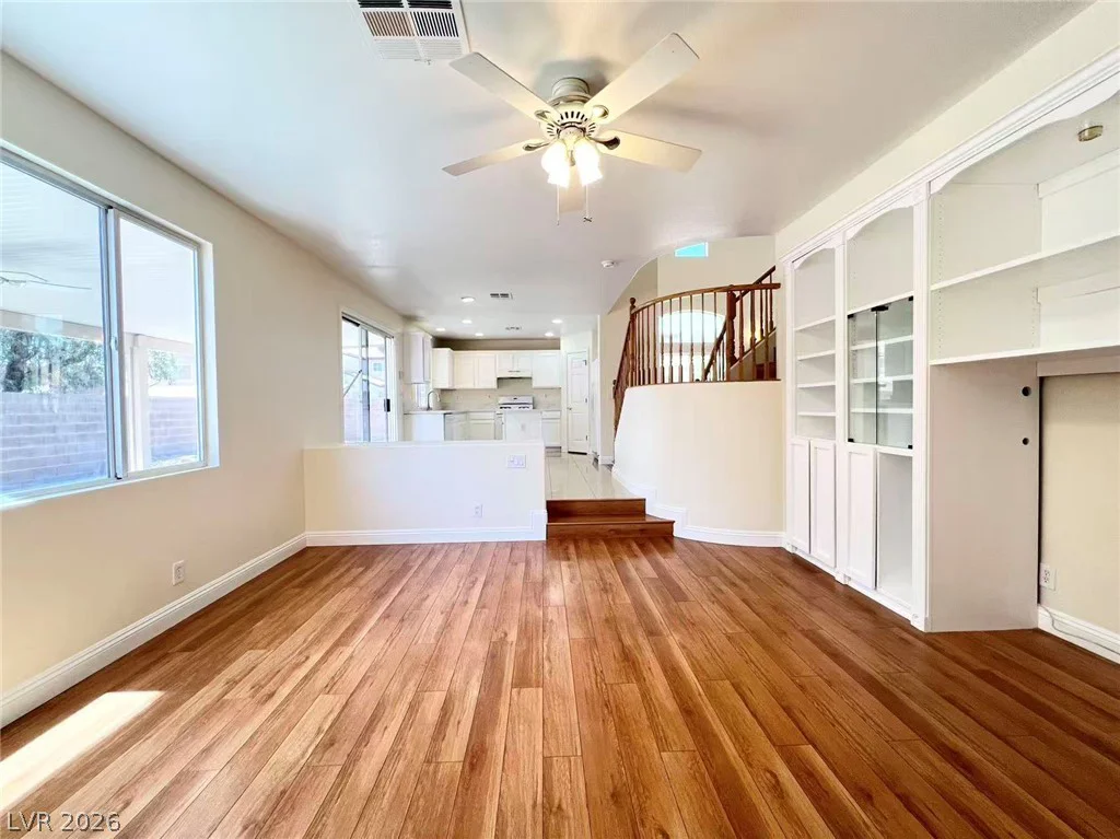 9891 Ridge Hill, Las Vegas, NV 89147
