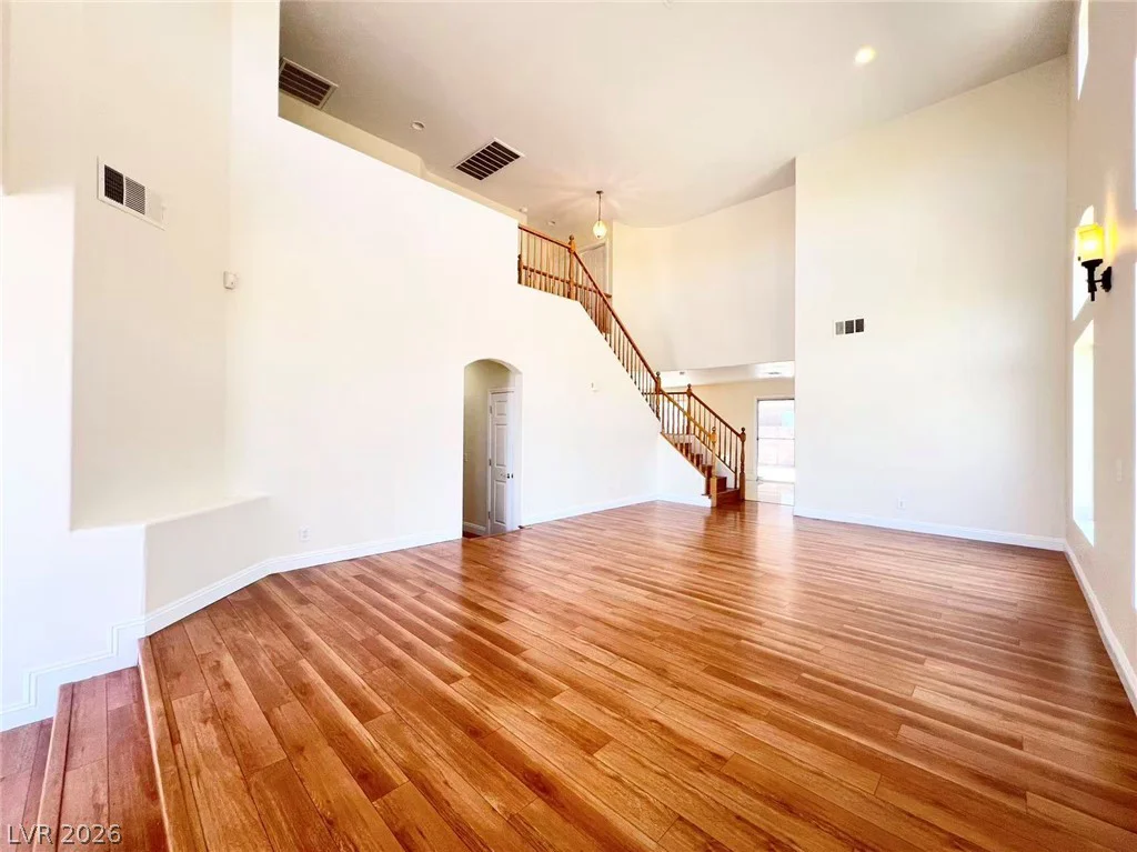 9891 Ridge Hill, Las Vegas, NV 89147