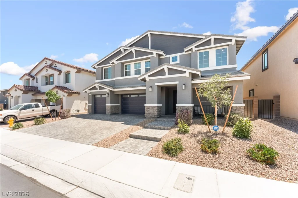 1867 Michael Springs, North Las Vegas, NV 89084