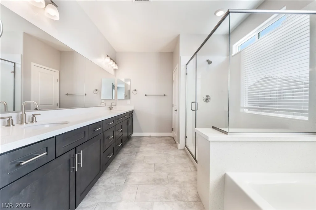 1867 Michael Springs, North Las Vegas, NV 89084