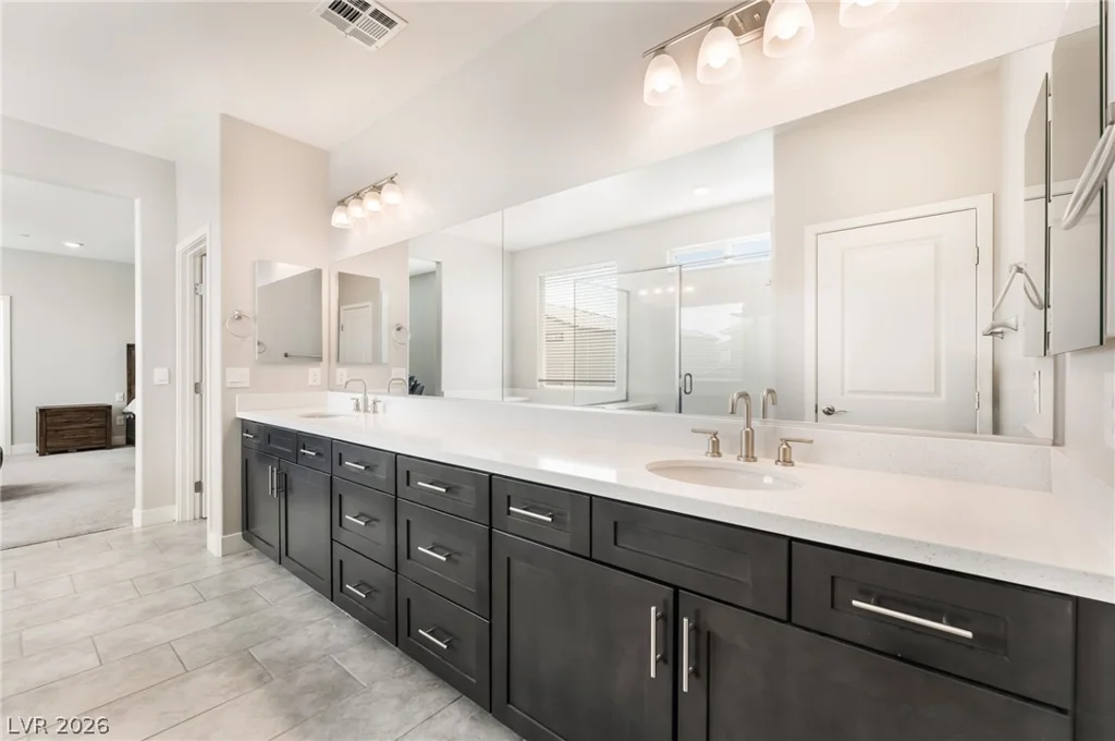 1867 Michael Springs, North Las Vegas, NV 89084