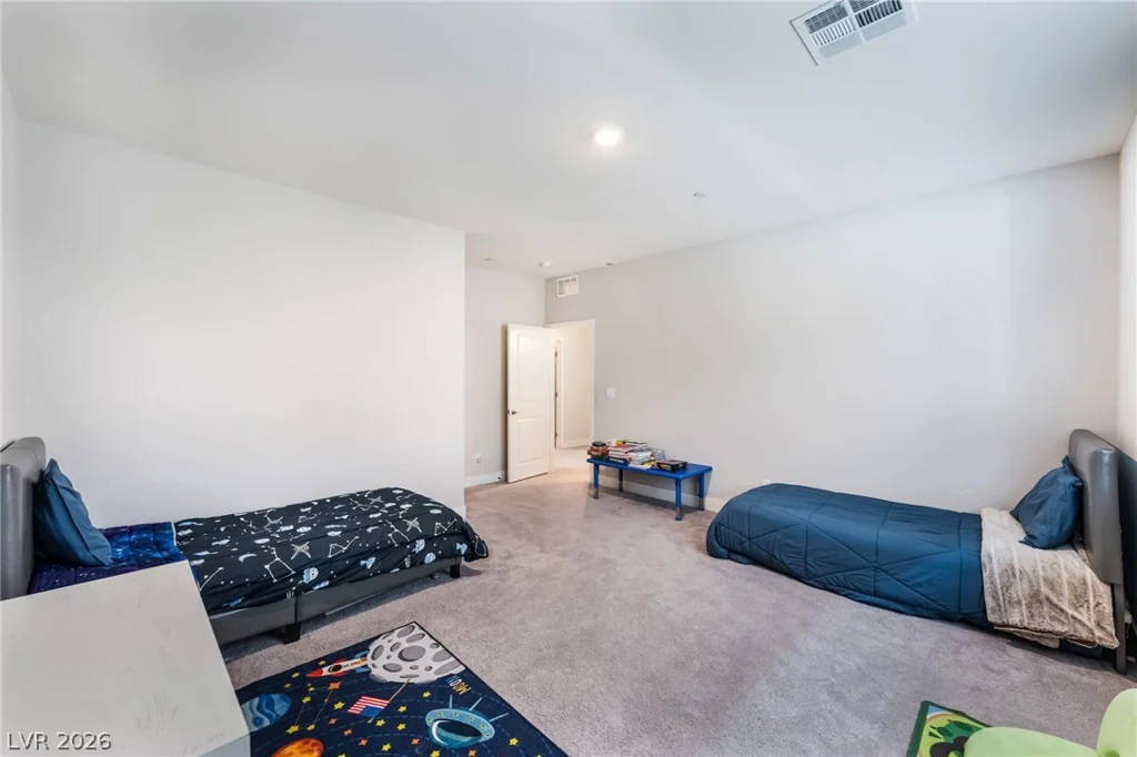 1867 Michael Springs, North Las Vegas, NV 89084