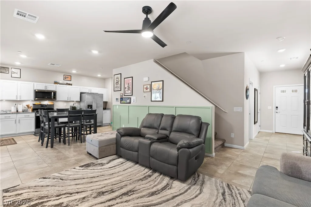7934 Diamond Sky, Las Vegas, NV 89113