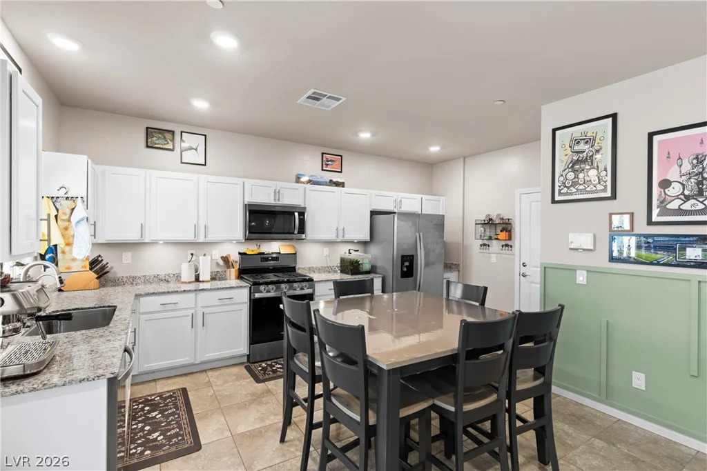 7934 Diamond Sky, Las Vegas, NV 89113