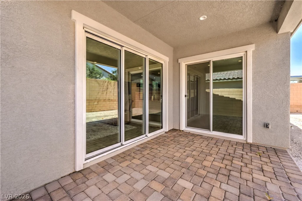 10220 MEANDERING DELL, Las Vegas, NV 89166