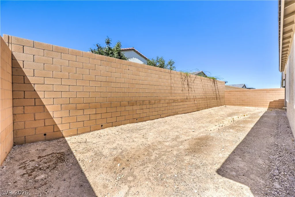 10220 MEANDERING DELL, Las Vegas, NV 89166