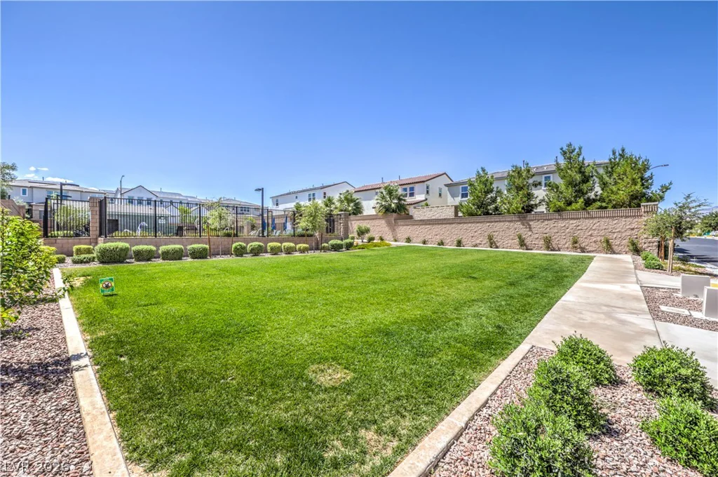 10220 MEANDERING DELL, Las Vegas, NV 89166