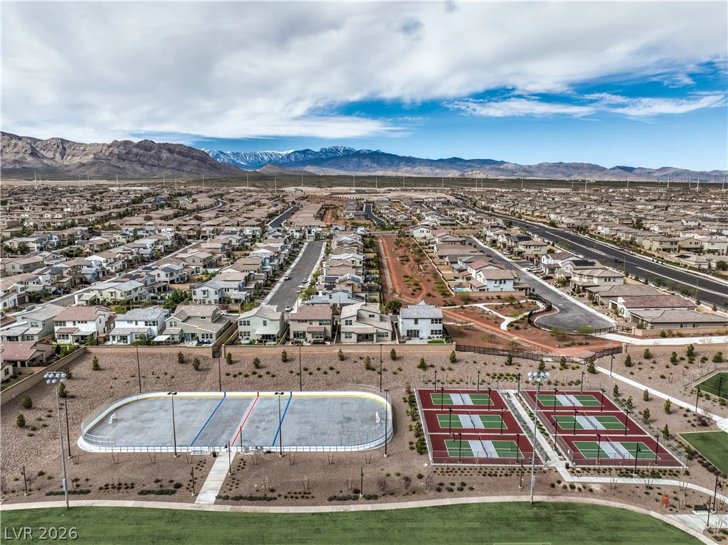 10220 MEANDERING DELL, Las Vegas, NV 89166