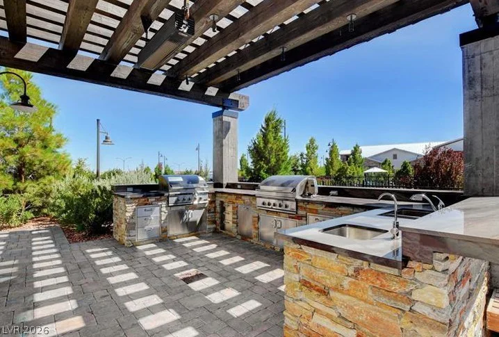 10220 MEANDERING DELL, Las Vegas, NV 89166