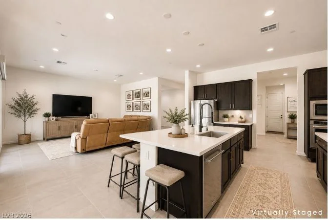 10220 MEANDERING DELL, Las Vegas, NV 89166